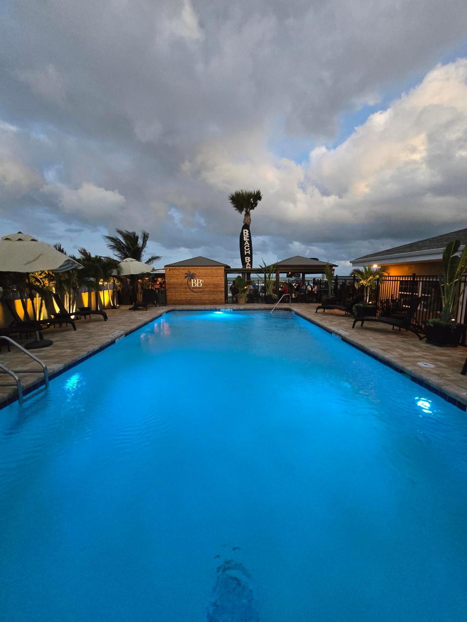 Bleu Beach Resort Indialantic Extérieur photo