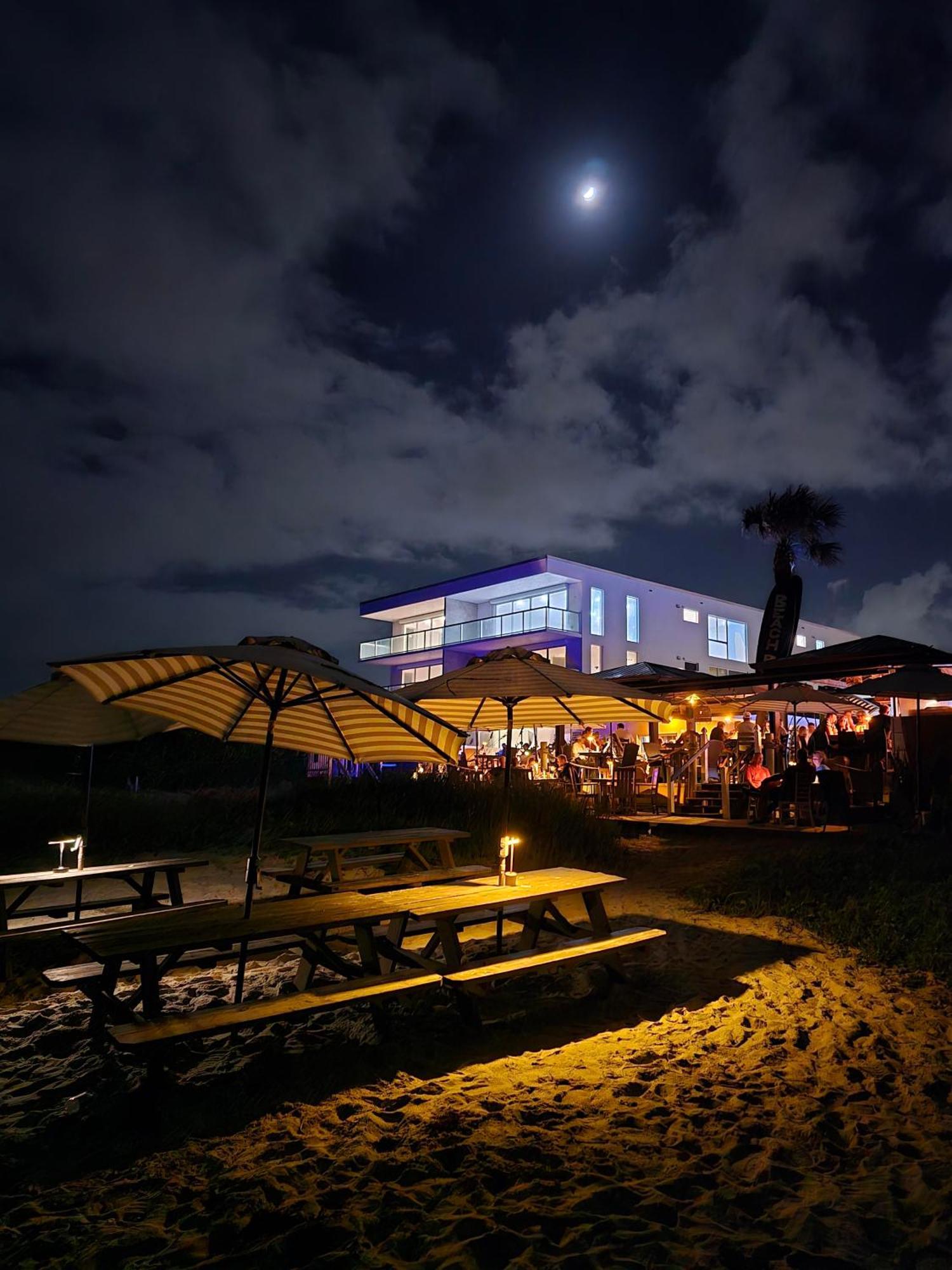 Bleu Beach Resort Indialantic Extérieur photo